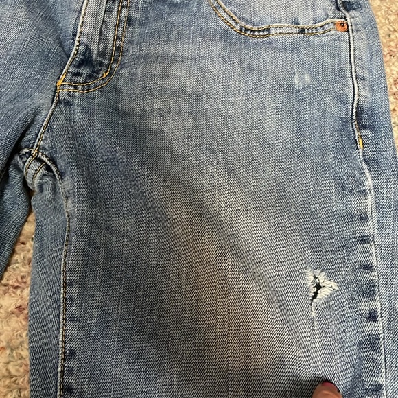 Armani distressed jeans with embellished back pocket size 29 by 34 - Picture 2 of 16